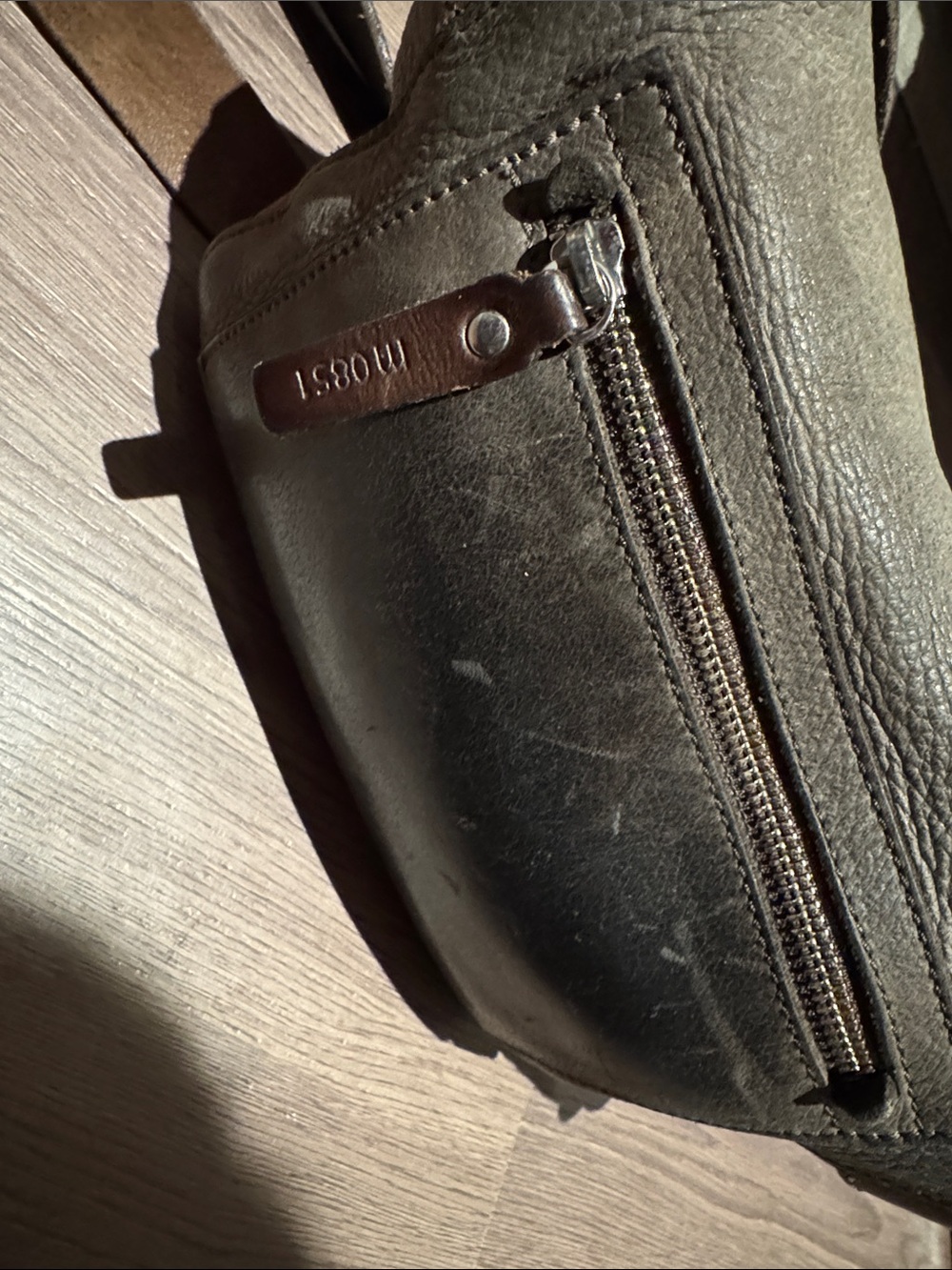 M0851 crossbody leather bag - Picture 5 of 9